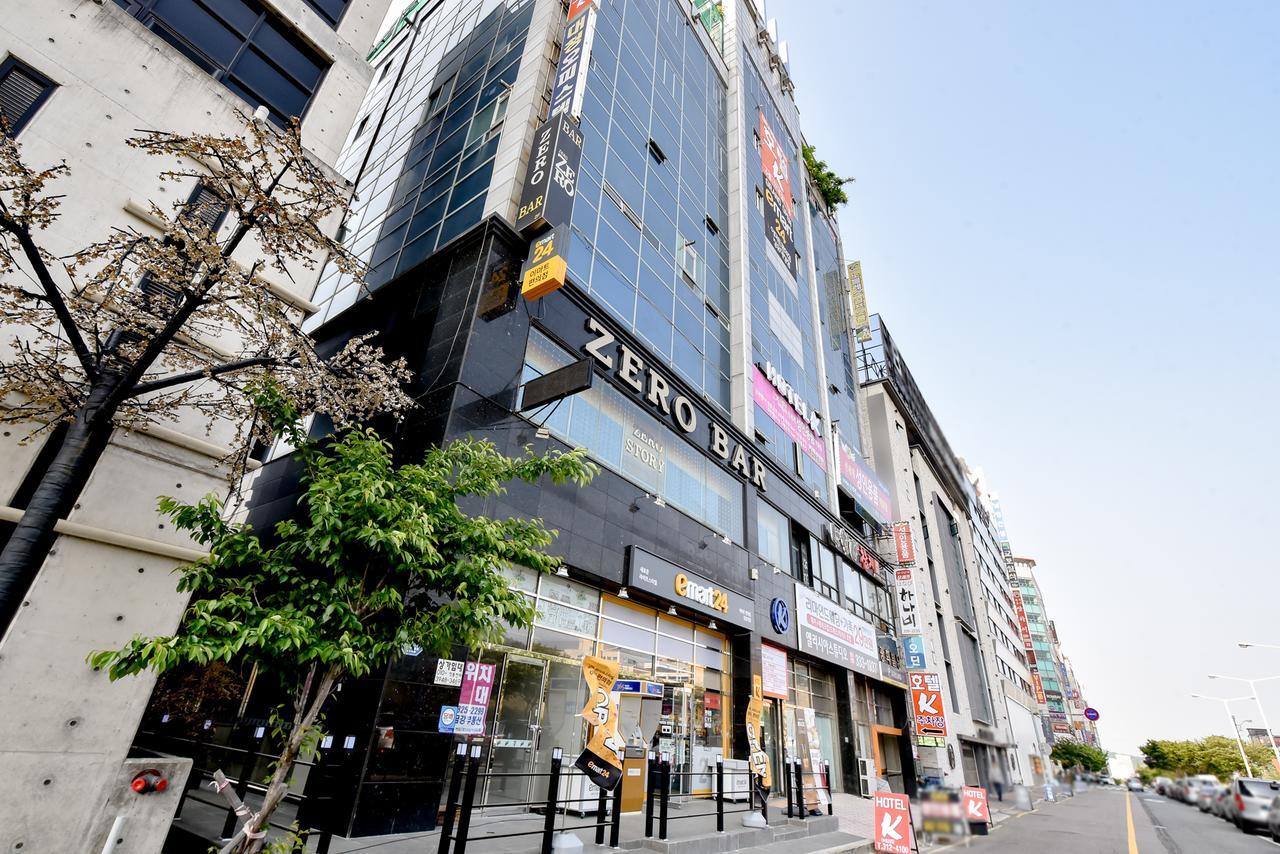 Gimhae Business Hotel K Exteriör bild